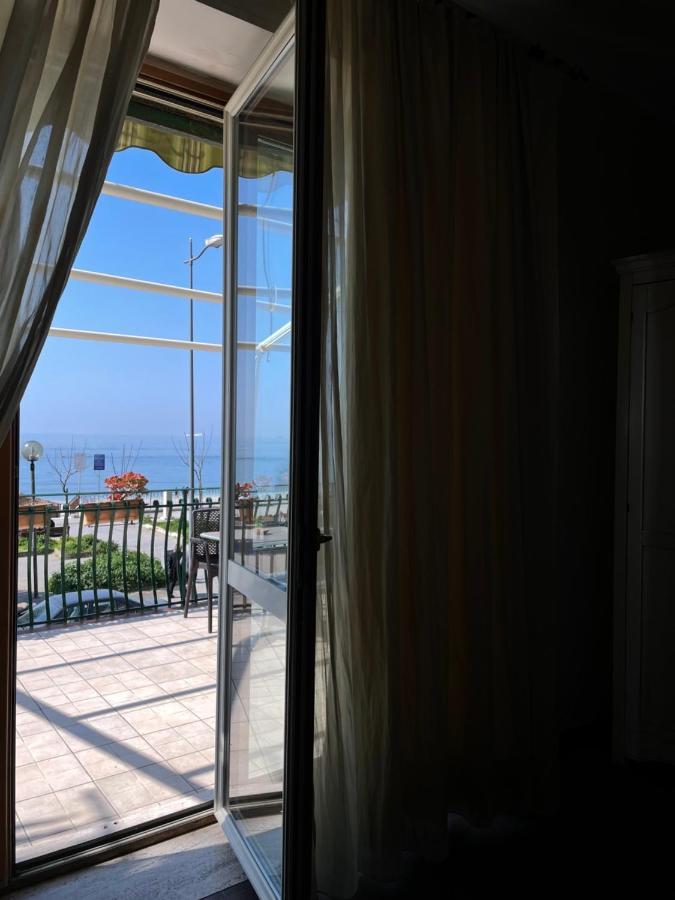 B&B Salerno In Bagian luar foto